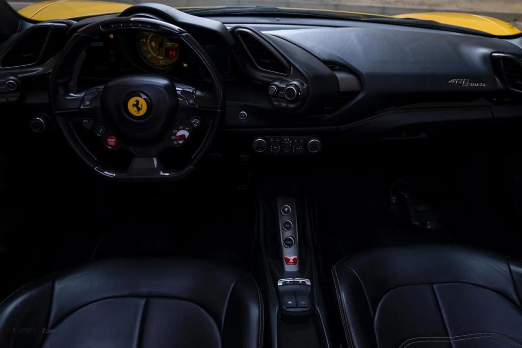 Ferrari-488-Spider-Yellow-5